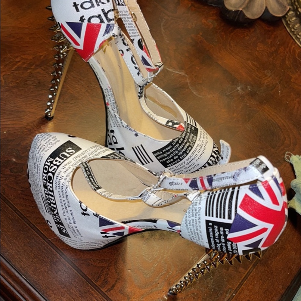 Machi Women’s British High Heels